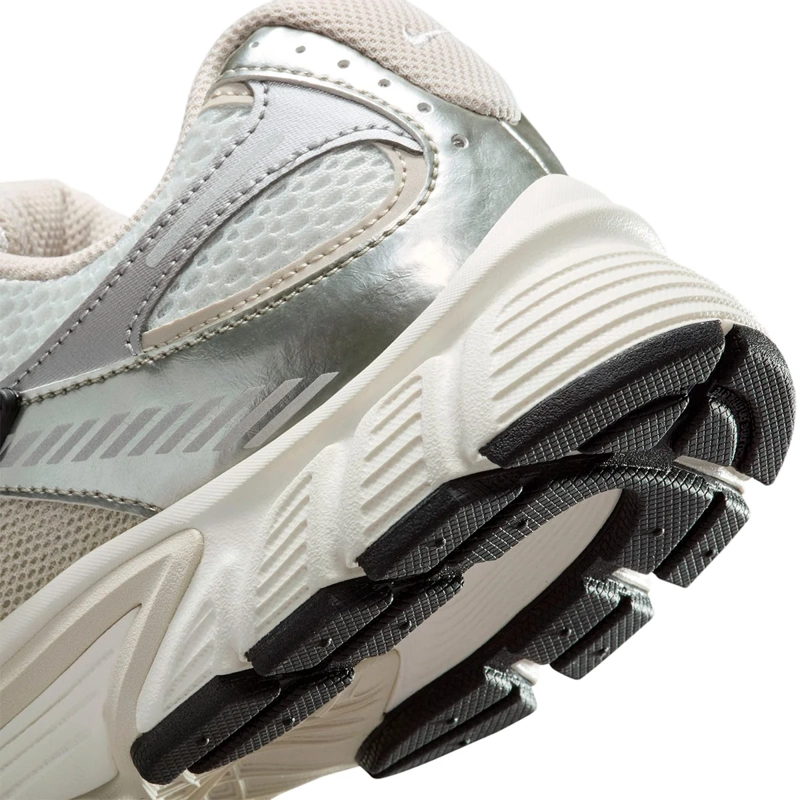 ZAPATILLAS MUJER NIKE URBANA V5 RNR - 8