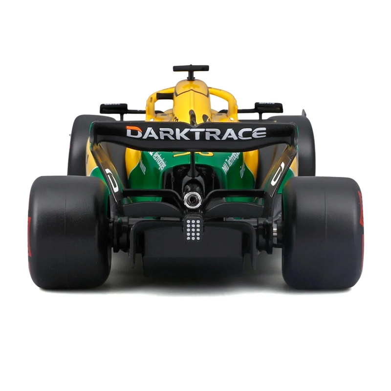 MCLAREN MCL38 1:24 RC F1 - 15