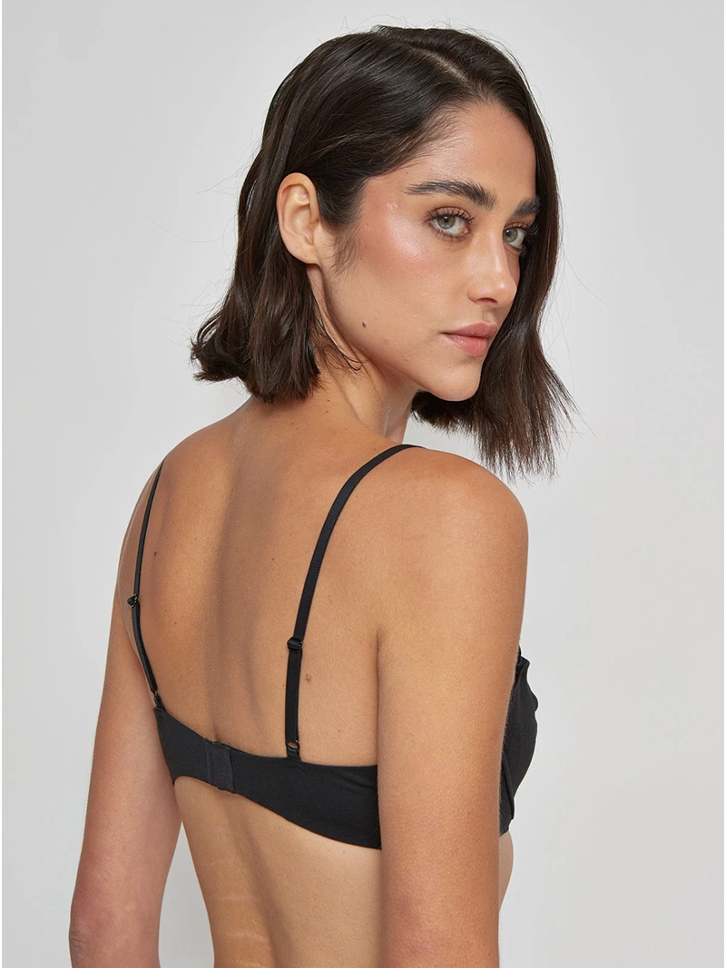 SOSTÉN CALVIN KLEIN QF8082 - 2