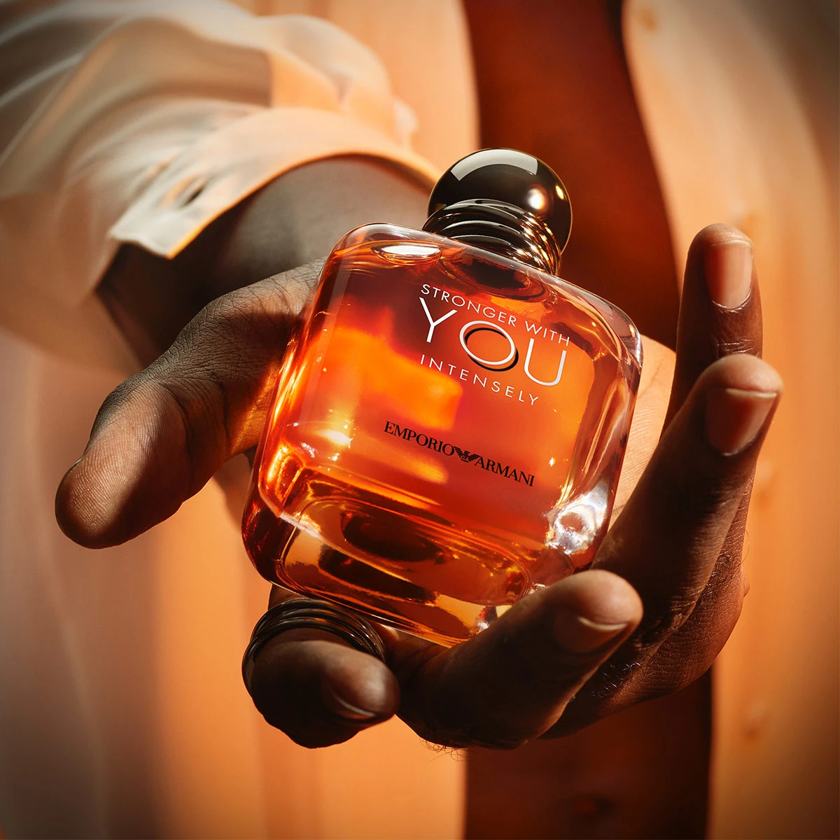 PERFUME GIORGIO ARMANI STRONGER WITH YOU INTENSELY HOMBRE EDP 50 ML - 4