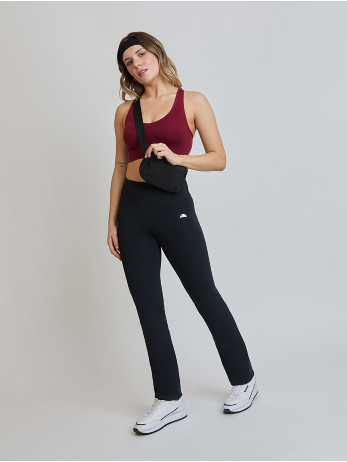 CALZA DEPORTIVA MUJER ELLESSE SALVADORA - 5