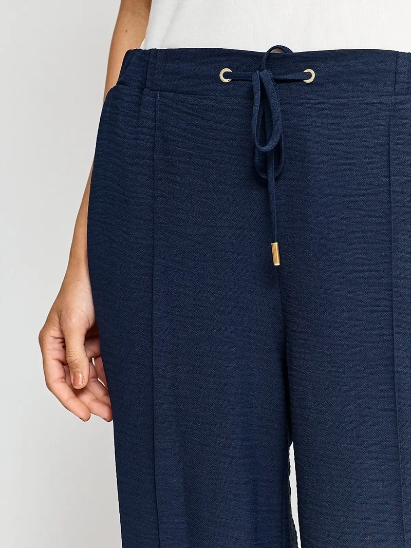 PANTALÓN MUJER CACHAREL FLUIDO TEXTURADO - 4