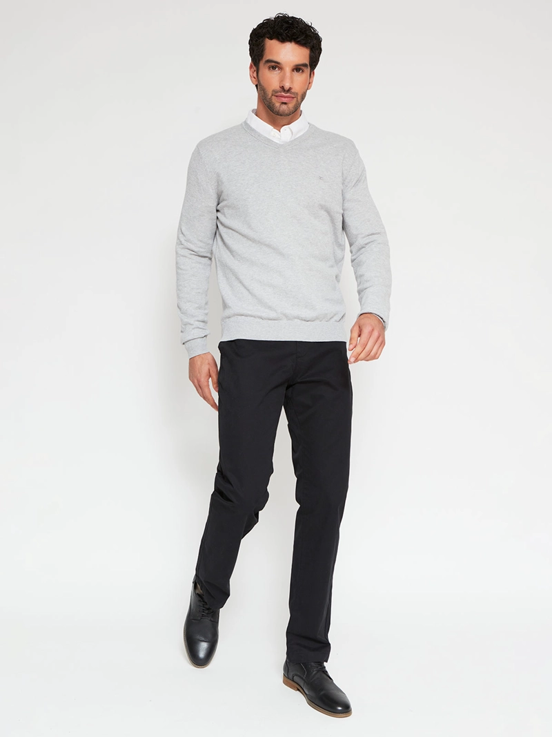 SWEATER HOMBRE CACHAREL CASHMERE CUELLO EN V BÁSICO - 4