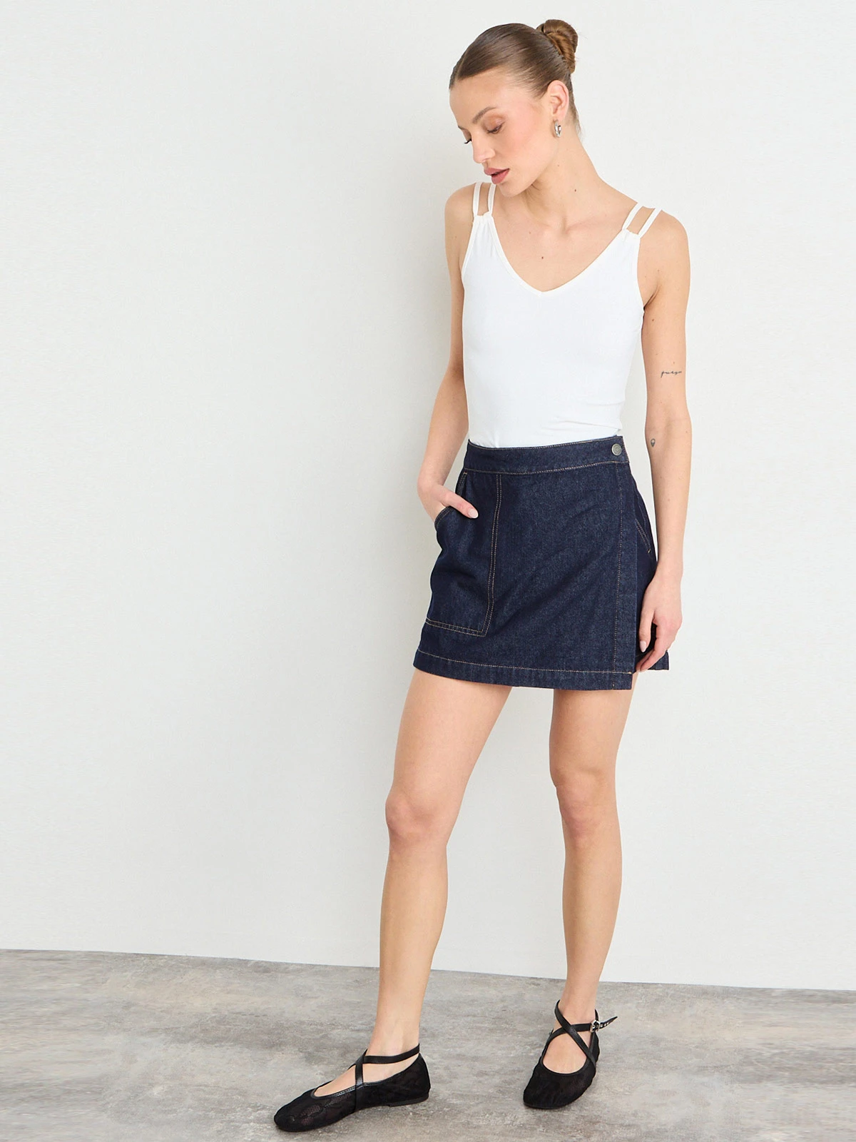 POLERA MUJER IO BÁSICA TIRANTE DOBLE - 5