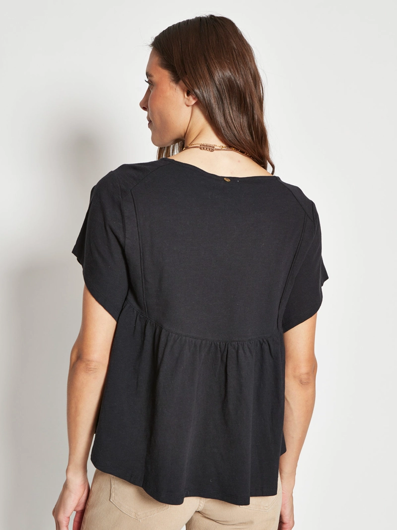 POLERA MUJER TATIENNE ALGODÓN MANGA CORTA VUELOS - 2