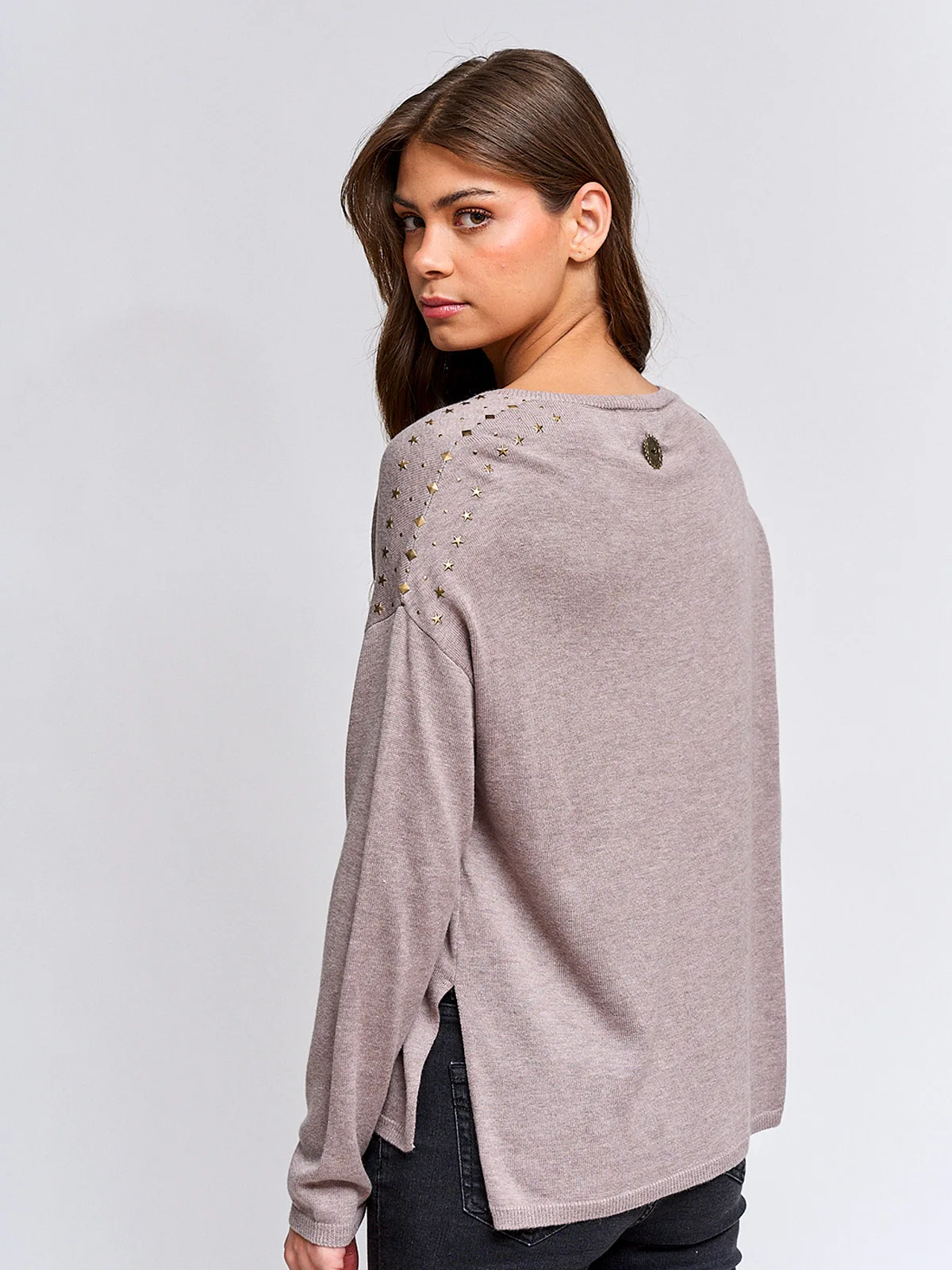 SWEATER MUJER TATIENNE CUELLO REDONDO TACHAS - 2