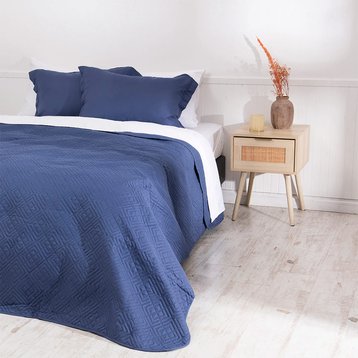 QUILT MASHINI CORDOBA LISO 2 PLAZAS AZUL - 2