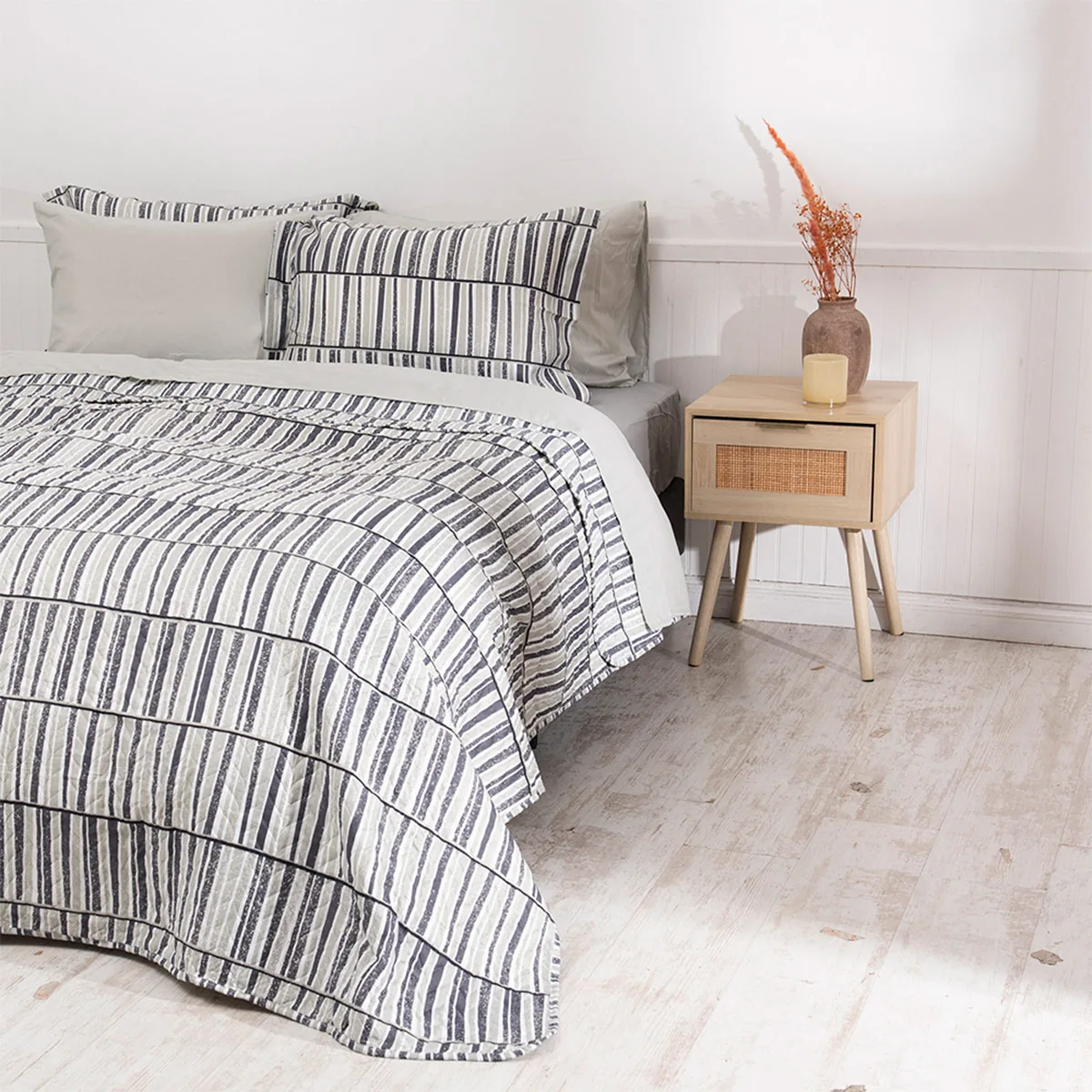 SET QUILT EST + SÁBANA LISA MASHINI KING PIANO - 2