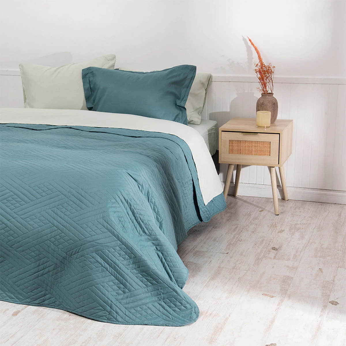SET QUILT LISO + SÁBANA LISA MASHINI KING VERDE - 2