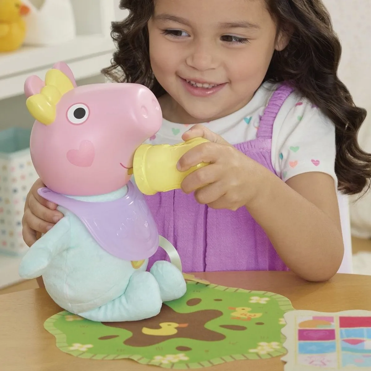 MUÑECA PEPPA PIG EVIE GRUÑIDOS Y ABRAZOS - 5