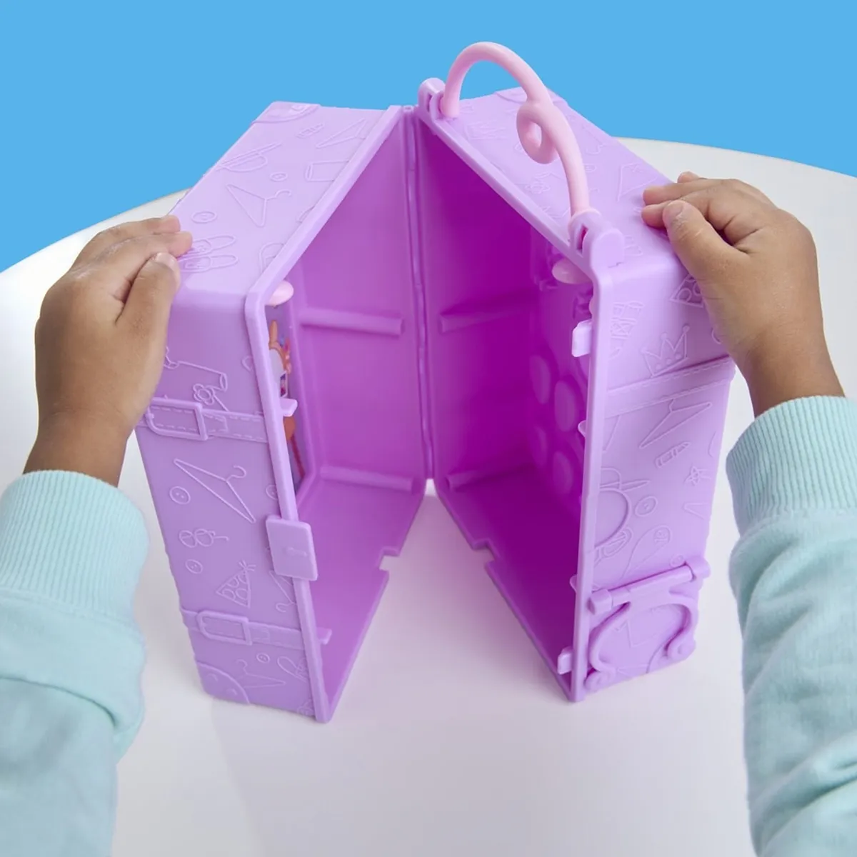 MUÑECA PEPPA PIG EL ARMARIO DE PEPPA - 4