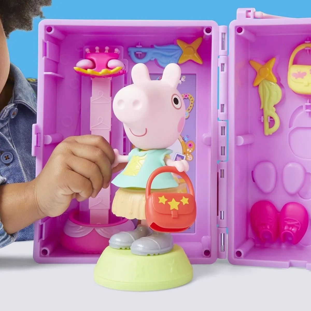 MUÑECA PEPPA PIG EL ARMARIO DE PEPPA - 6