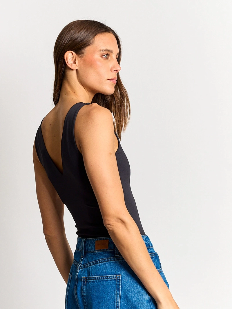 BODY MUJER MARQUIS ESCOTE EN V - 2