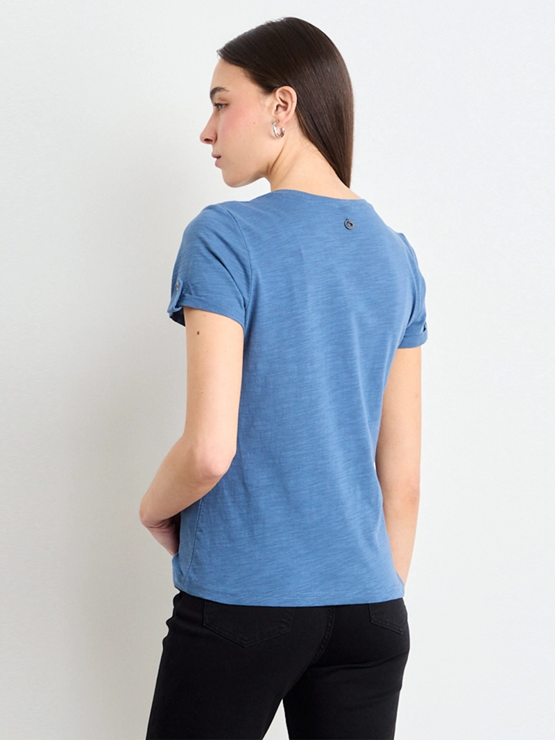 POLERA MUJER IO ALGODÓN ACID WASH ESTAMPADO - 2