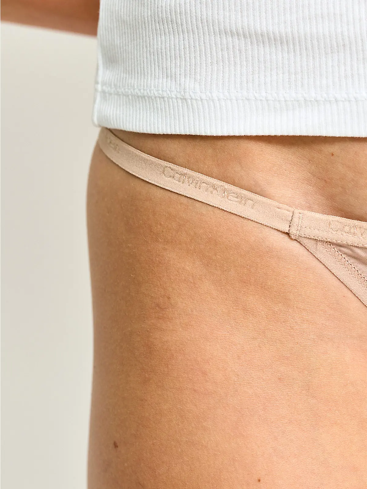 CALZÓN CALVIN KLEIN TANGA - 3