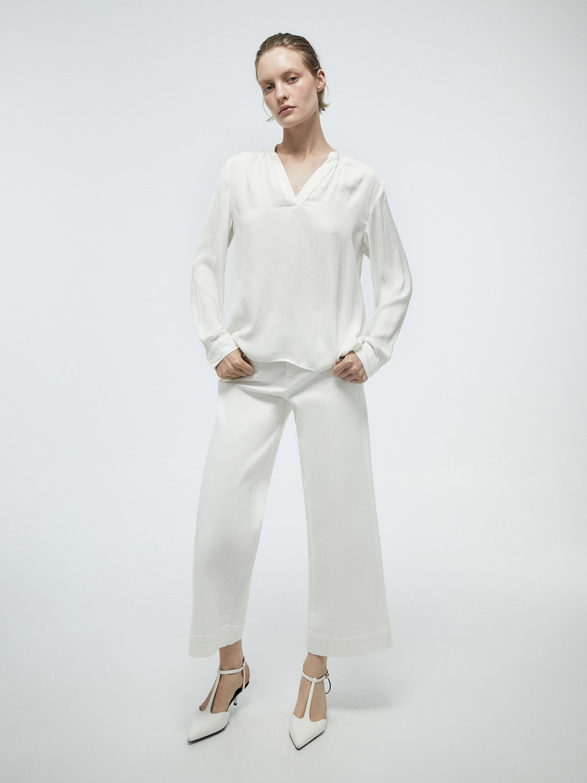 BLUSA MUJER SFERA MANGA LARGA LISA - 1