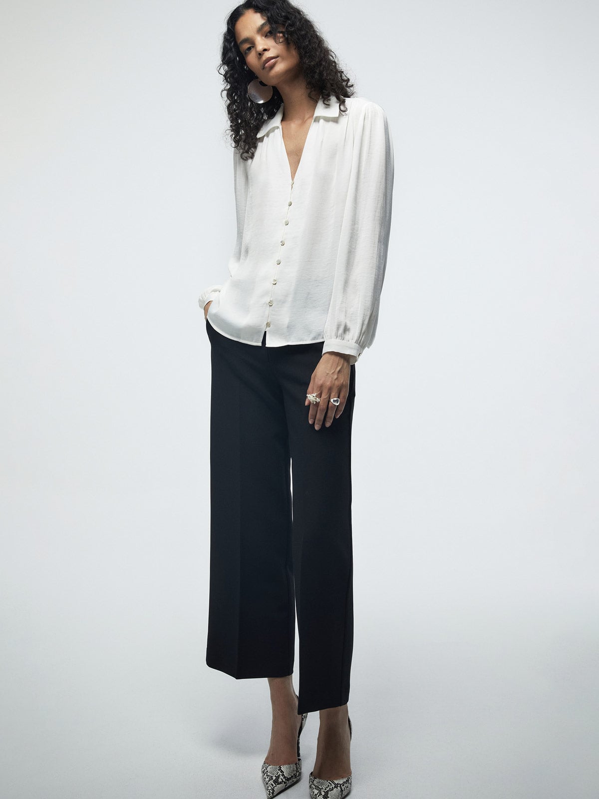 BLUSA MUJER SFERA MANGA LARGA LISA - 1