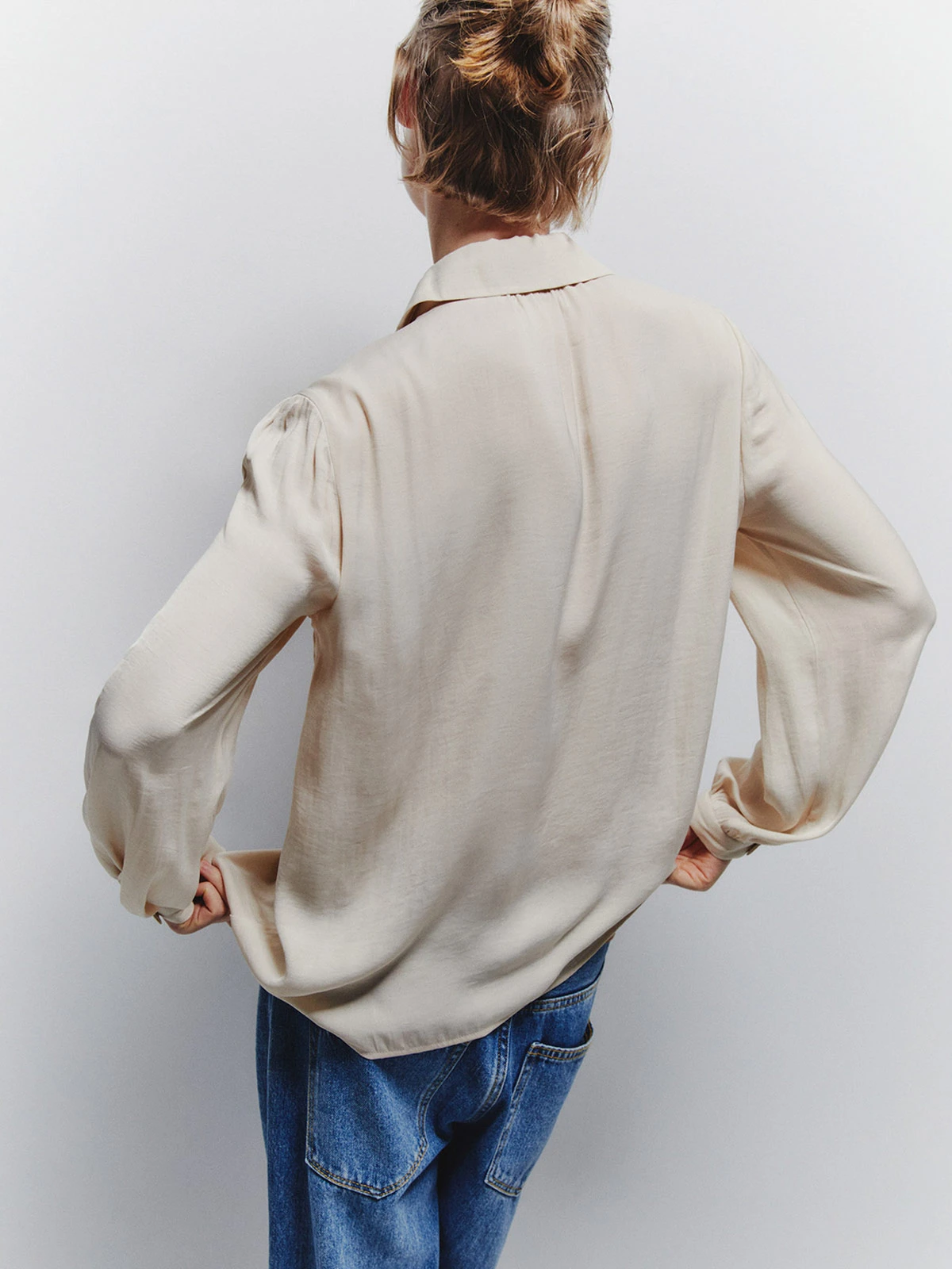 BLUSA MUJER SFERA MANGA LARGA BOTONES - 2