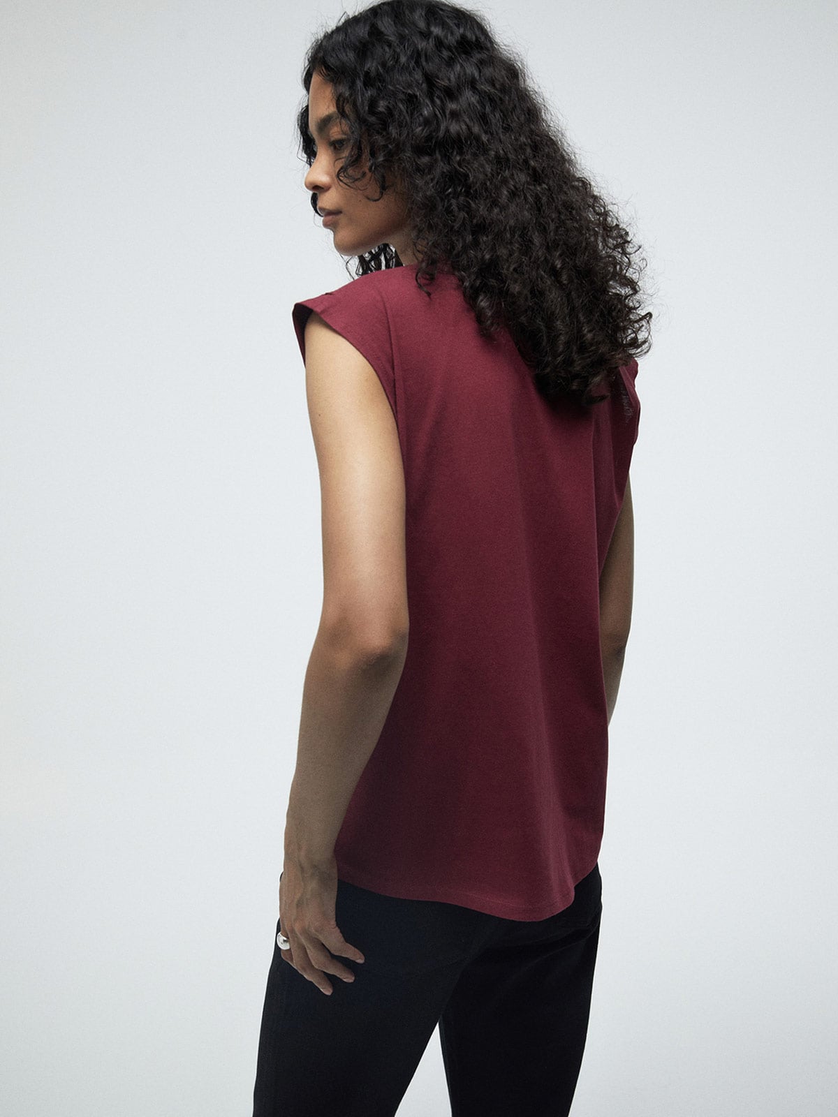 POLERA MUJER SFERA ALGODÓN SIN MANGAS BOLITAS - 2