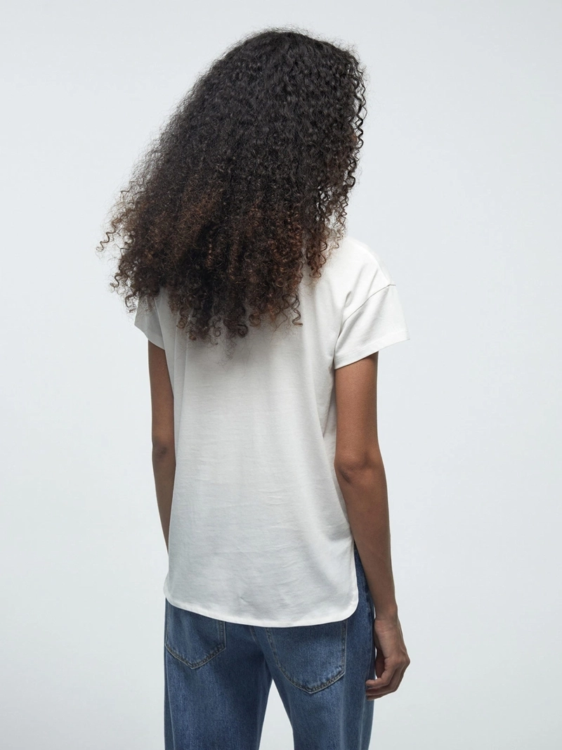 POLERA MUJER SFERA ALGODÓN MANGA CORTA LENTEJUELAS - 2