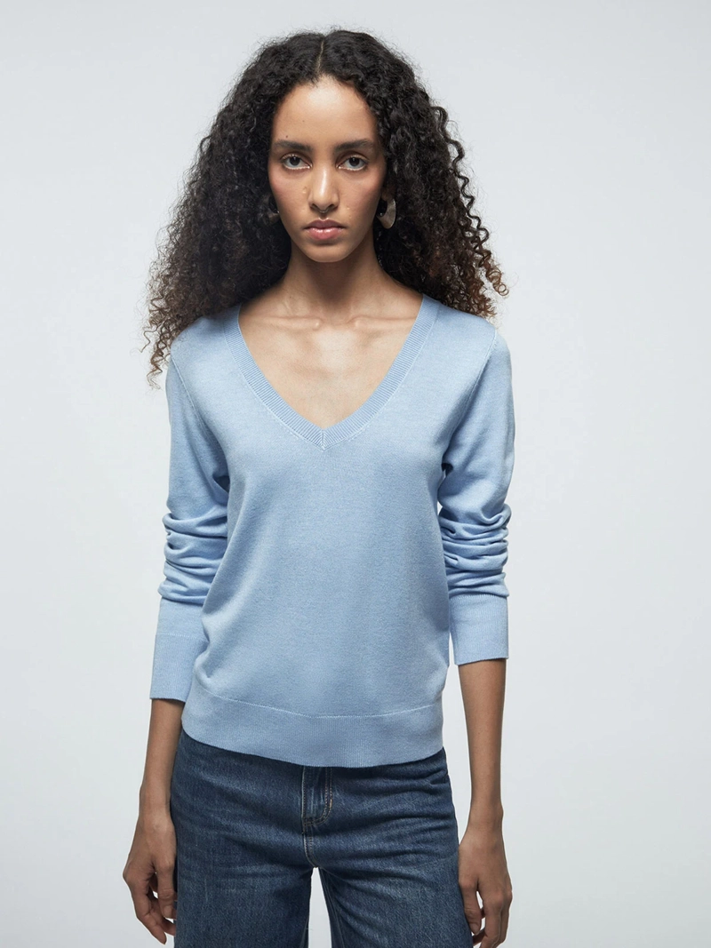 SWEATER MUJER SFERA CUELLO EN V MANGA LARGA - 2