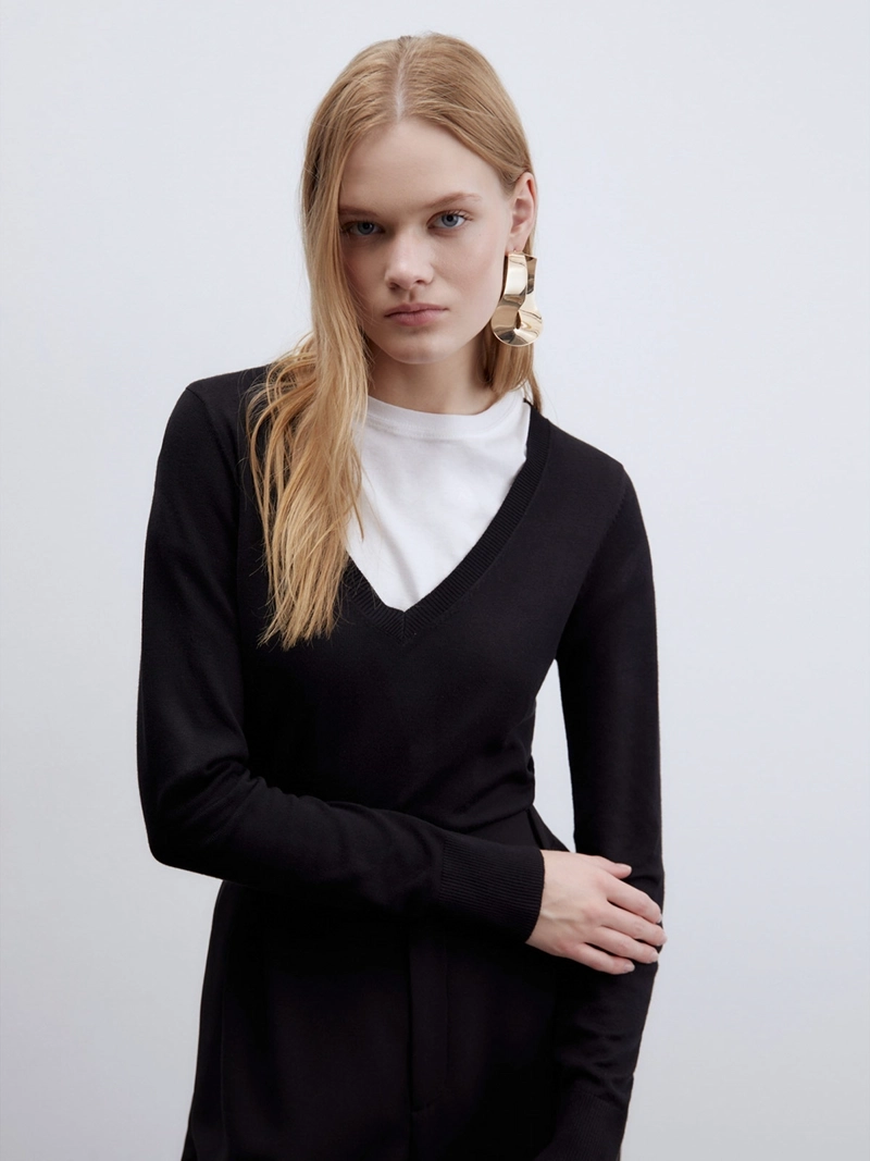 SWEATER MUJER SFERA CUELLO EN V MANGA LARGA - 2