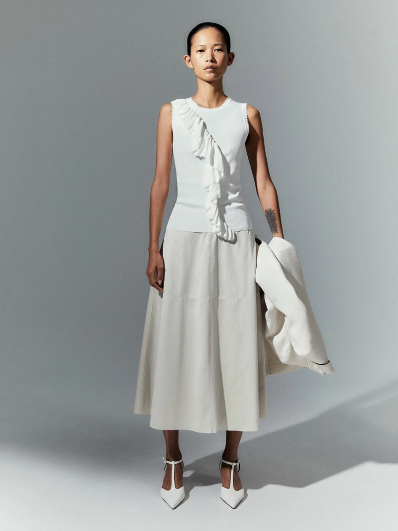 POLERA MUJER SFERA SIN MANGAS VOLANTES - 1