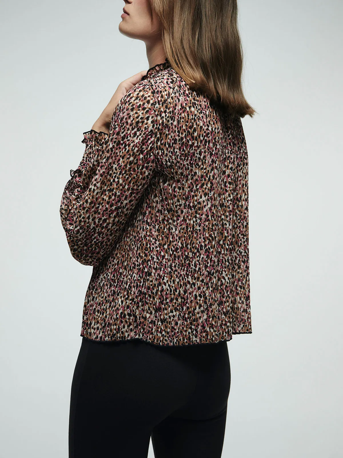 BLUSA MUJER SFERA MANGA LARGA PLISADA - 3