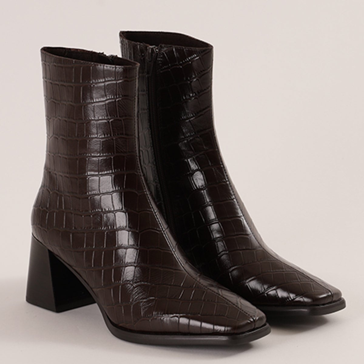 BOTAS MUJER JEFFREY CAMPBELL CAFÉ SHERPAL CUERO - 5
