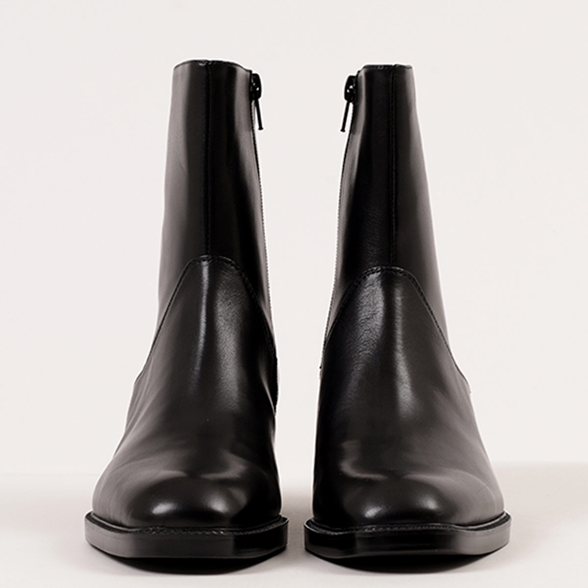 BOTÍN MUJER JEFFREY CAMPBELL CUERO NEGRO ERUDIN - 4