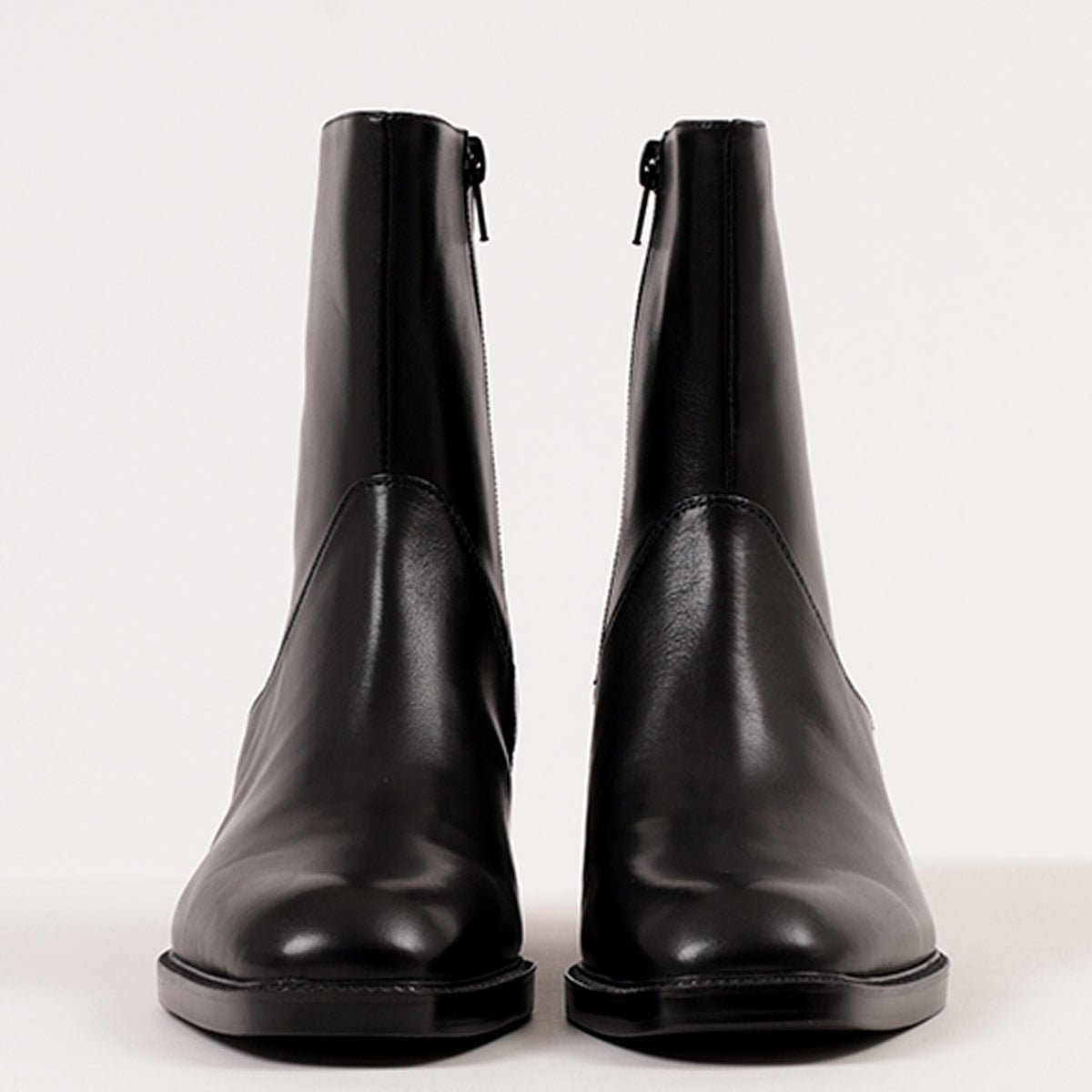 BOTÍN MUJER JEFFREY CAMPBELL CUERO NEGRO ERUDIN - 4