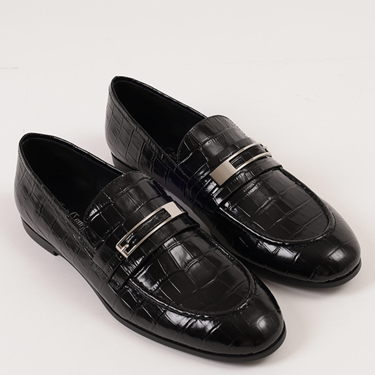 MOCASÍN MUJER JEFFREY CAMPBELL CUERO NEGRO LOAFED - 2