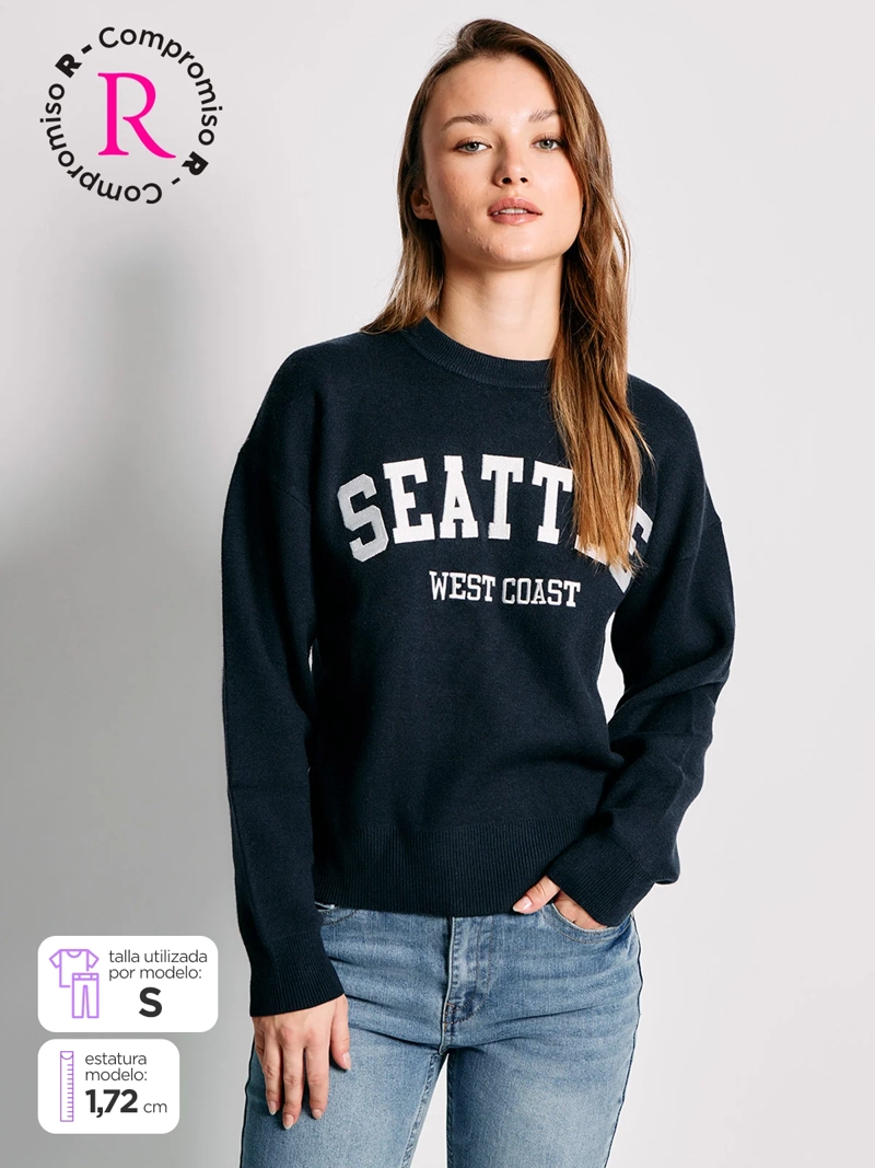 SWEATER MUJER INDEX MANGA LARGA BORDADO COLLEGE - 1