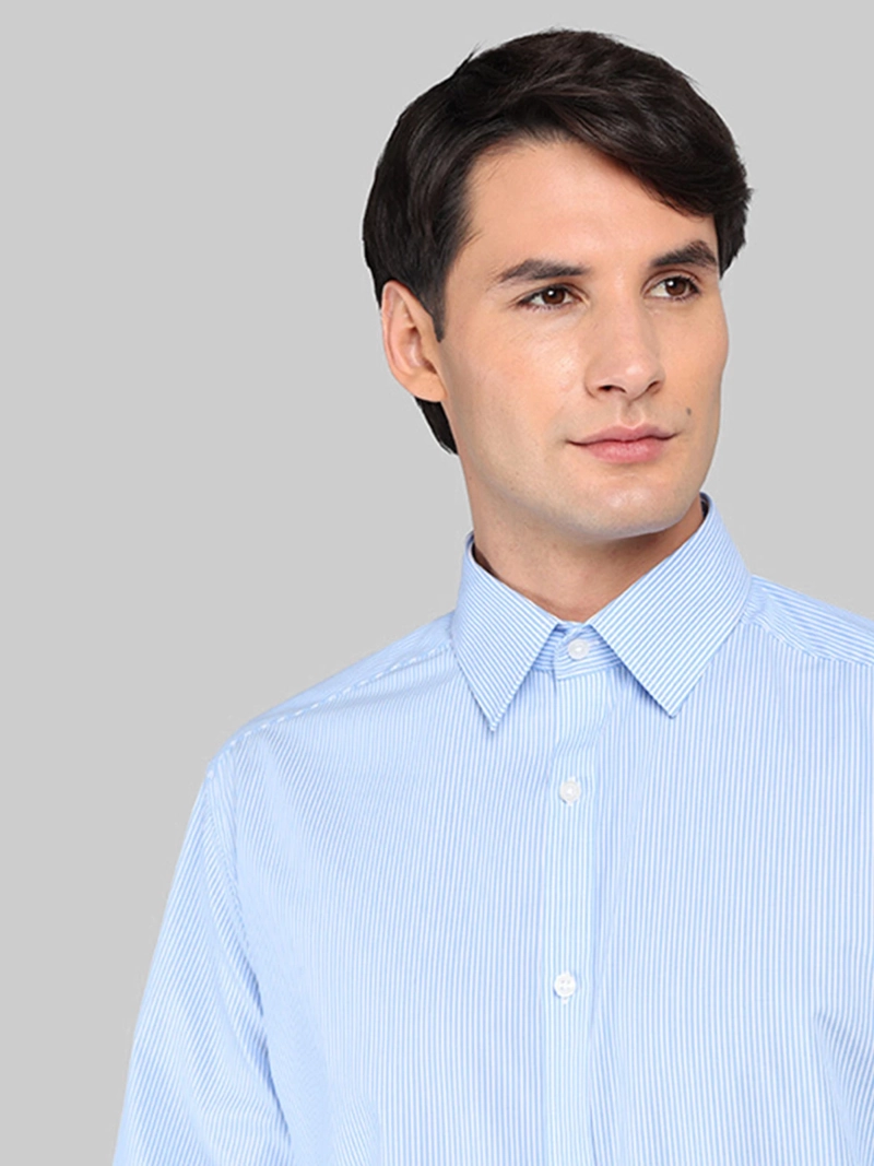 CAMISA HOMBRE VAN HEUSEN MANGA LARGA TAILORED FIT DISEÑO A RAYAS CUELLO ITALIANO PUÑO SIMPLE - 3