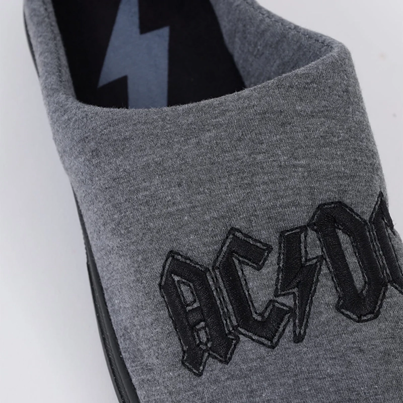 PANTUFLAS HOMBRE ROCK AC/DC - 5