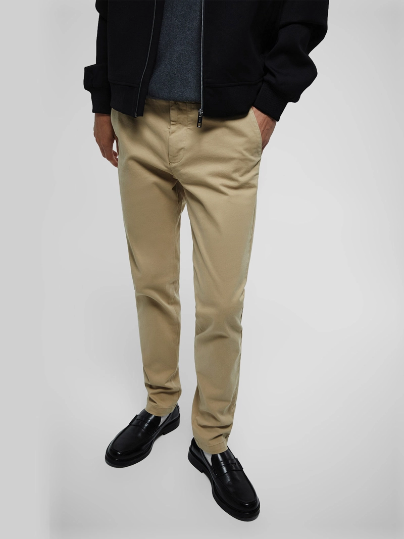 PANTALÓN HOMBRE SFERA CHINO - 1