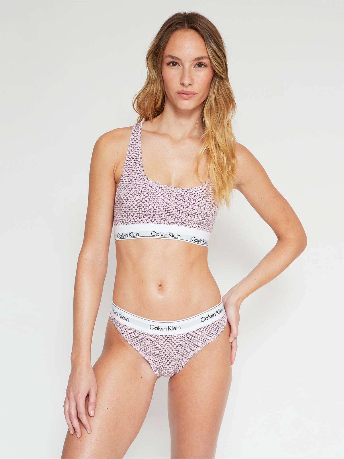 CALZÓN CALVIN KLEIN TANGA - 4
