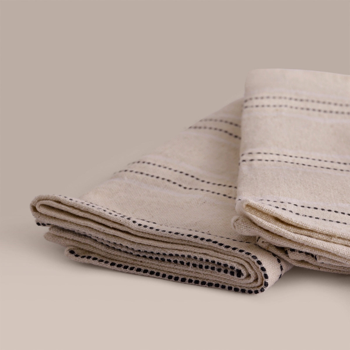 SET X4 INDIVIDUALES RIPLEY HOME NERO BEIGE - 3