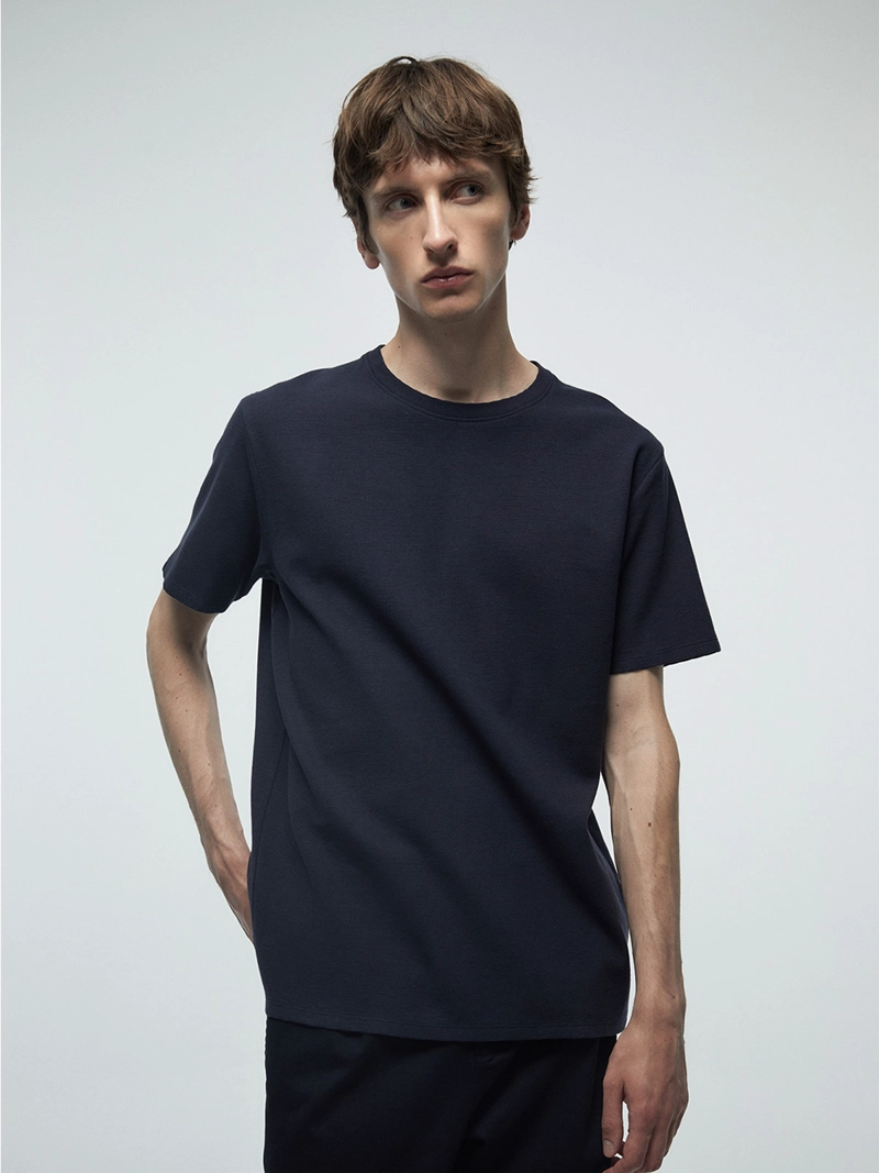 POLERA HOMBRE SFERA MANGA CORTA CUELLO CAJA - 1