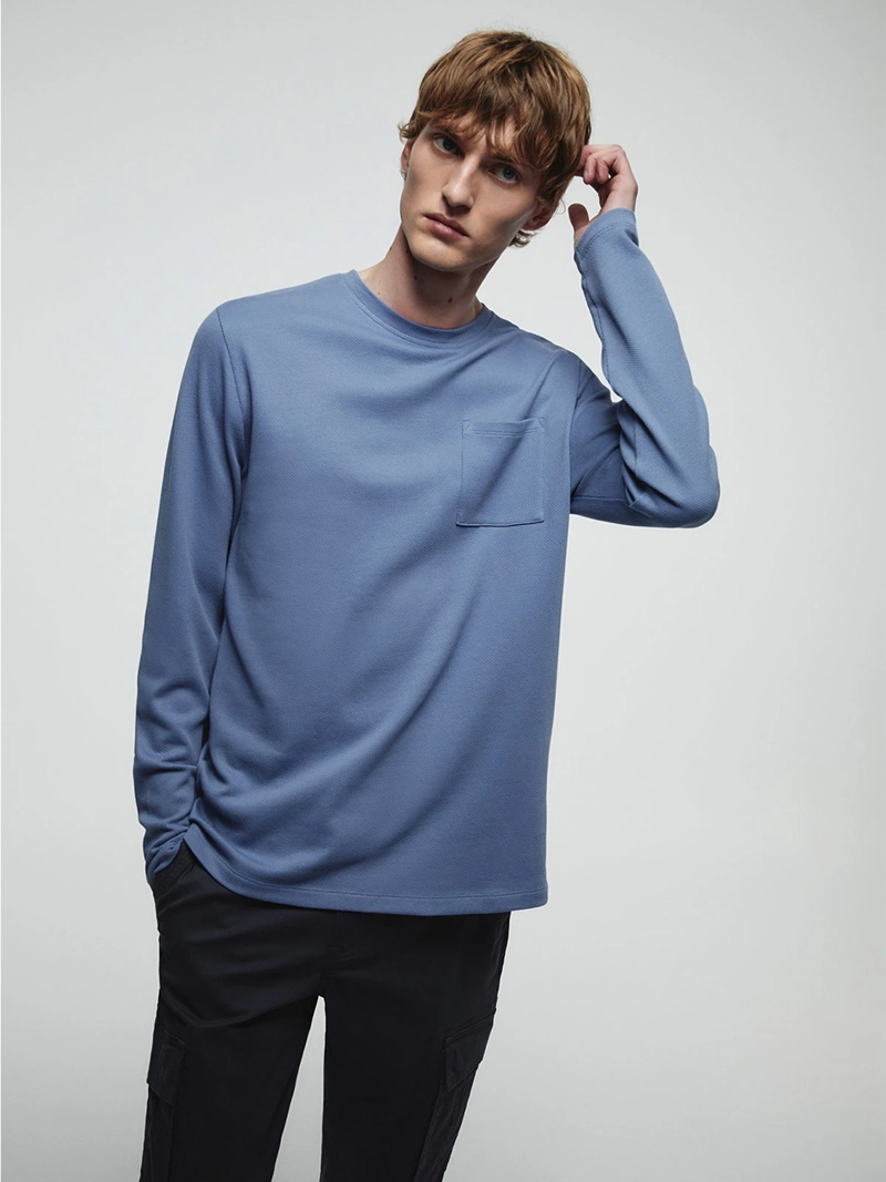 POLERA HOMBRE SFERA MANGA LARGA CUELLO CAJA