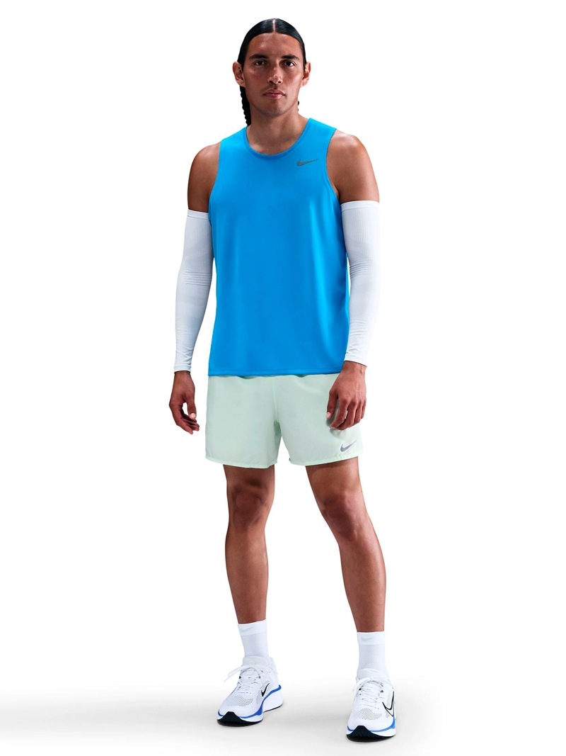 POLERA SIN MANGAS HOMBRE NIKE MILER DRIFIT - 2