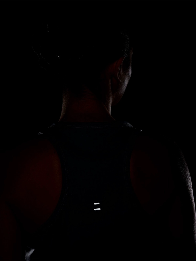 POLERA SIN MANGAS MUJER NIKE TEMPO - 4