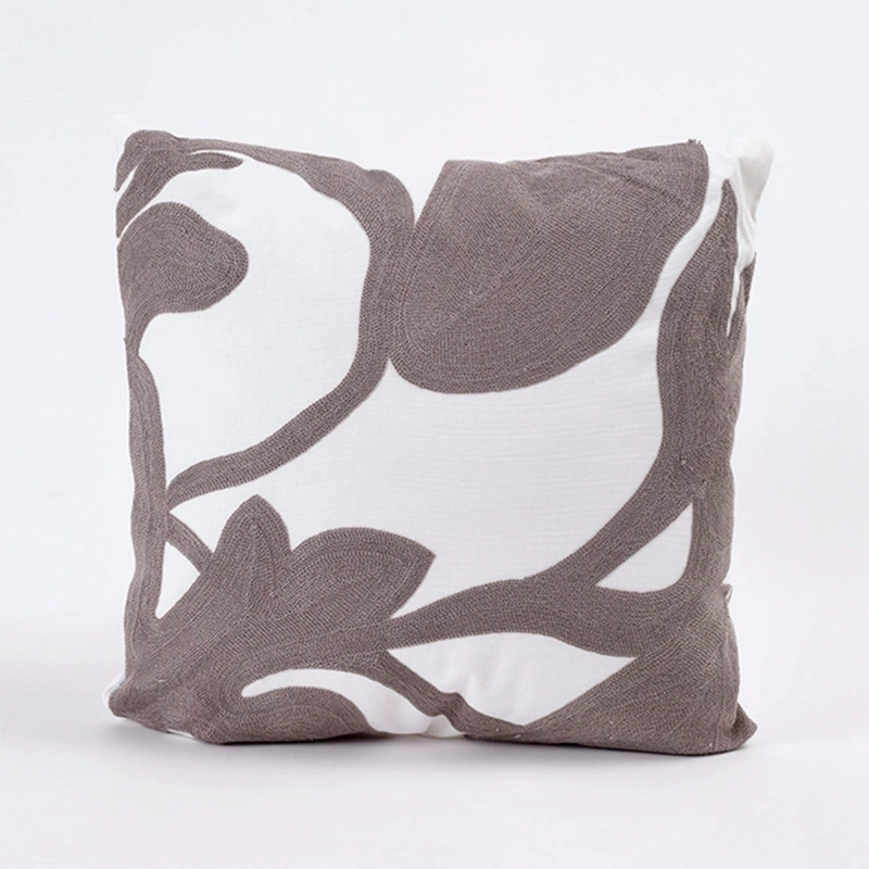 COJÍN RIPLEY HOME BORDADO ABS 45X45 CM GRIS - 2