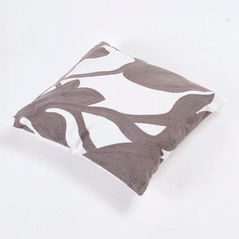 COJÍN RIPLEY HOME BORDADO ABS 45X45 CM GRIS - 4