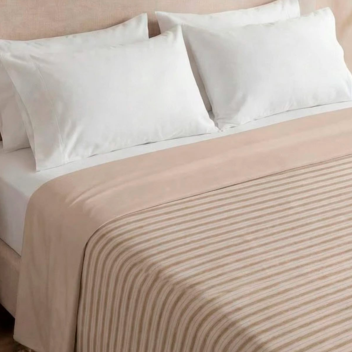 CUBREPLUMÓN MAISON LINETT FRANELA SÚPER KING BEIGE - 2
