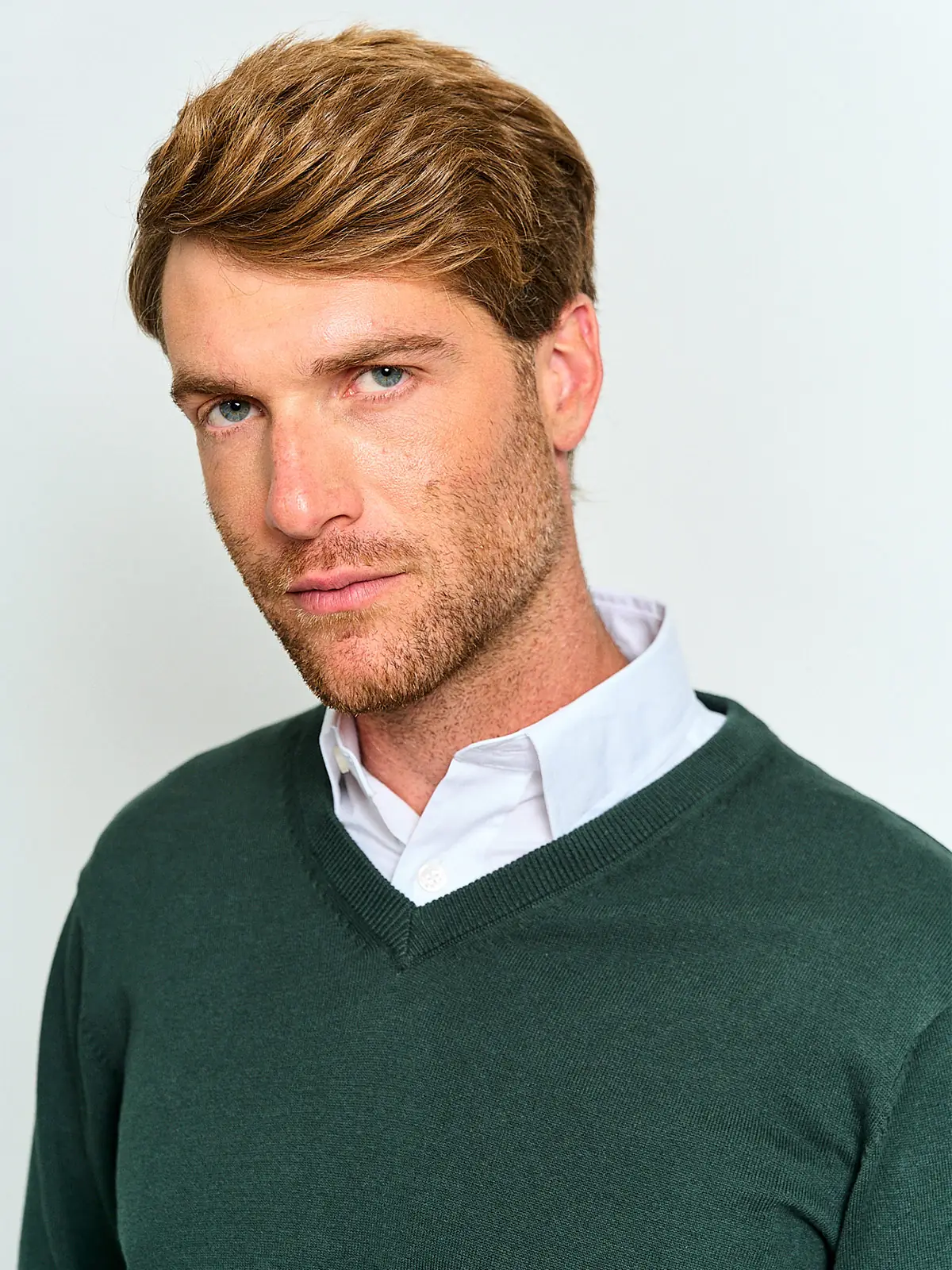 SWEATER HOMBRE KENNETH STEVENS ALGODÓN CUELLO EN V BÁSICO - 3