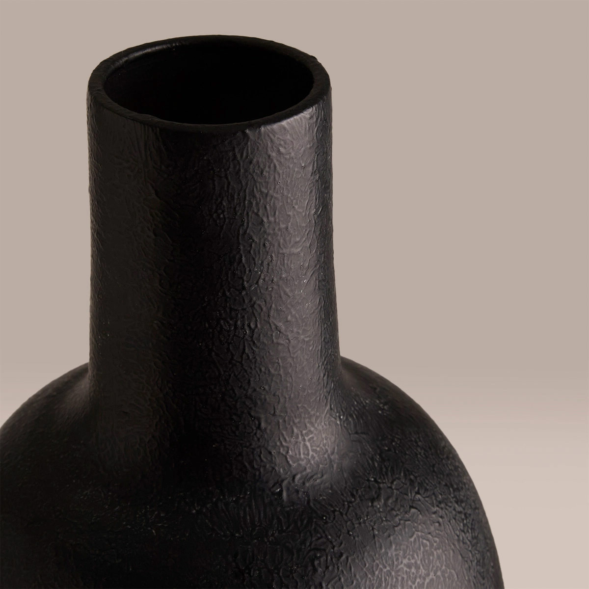 JARRÓN DECORATIVO MAISON LINETT XL NEGRO - 3
