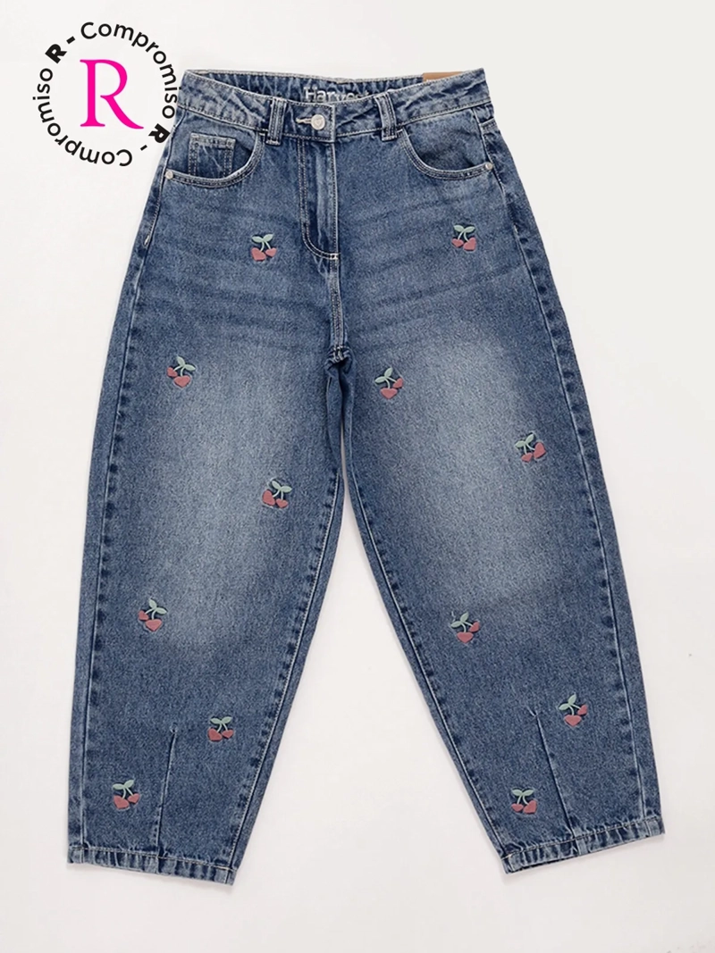 JEANS NIÑA HARVEST FIT BARREL BORDADO - 1