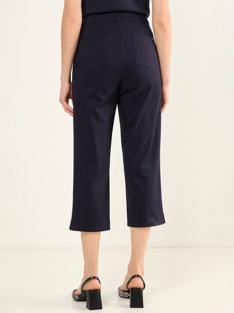 PANTALÓN MUJER MA GRIFFE CAPRI LISO - 3