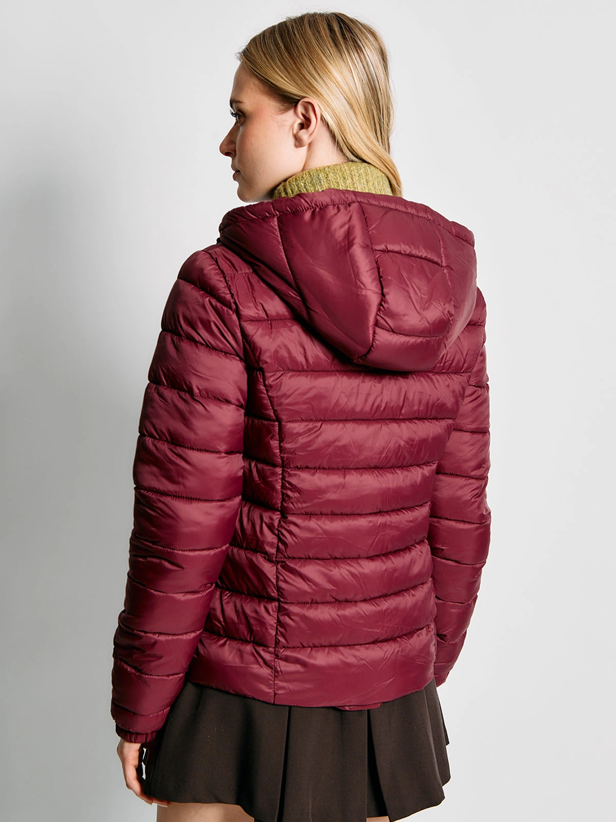 PARKA MUJER INDEX CORTA CON GORRO - 2